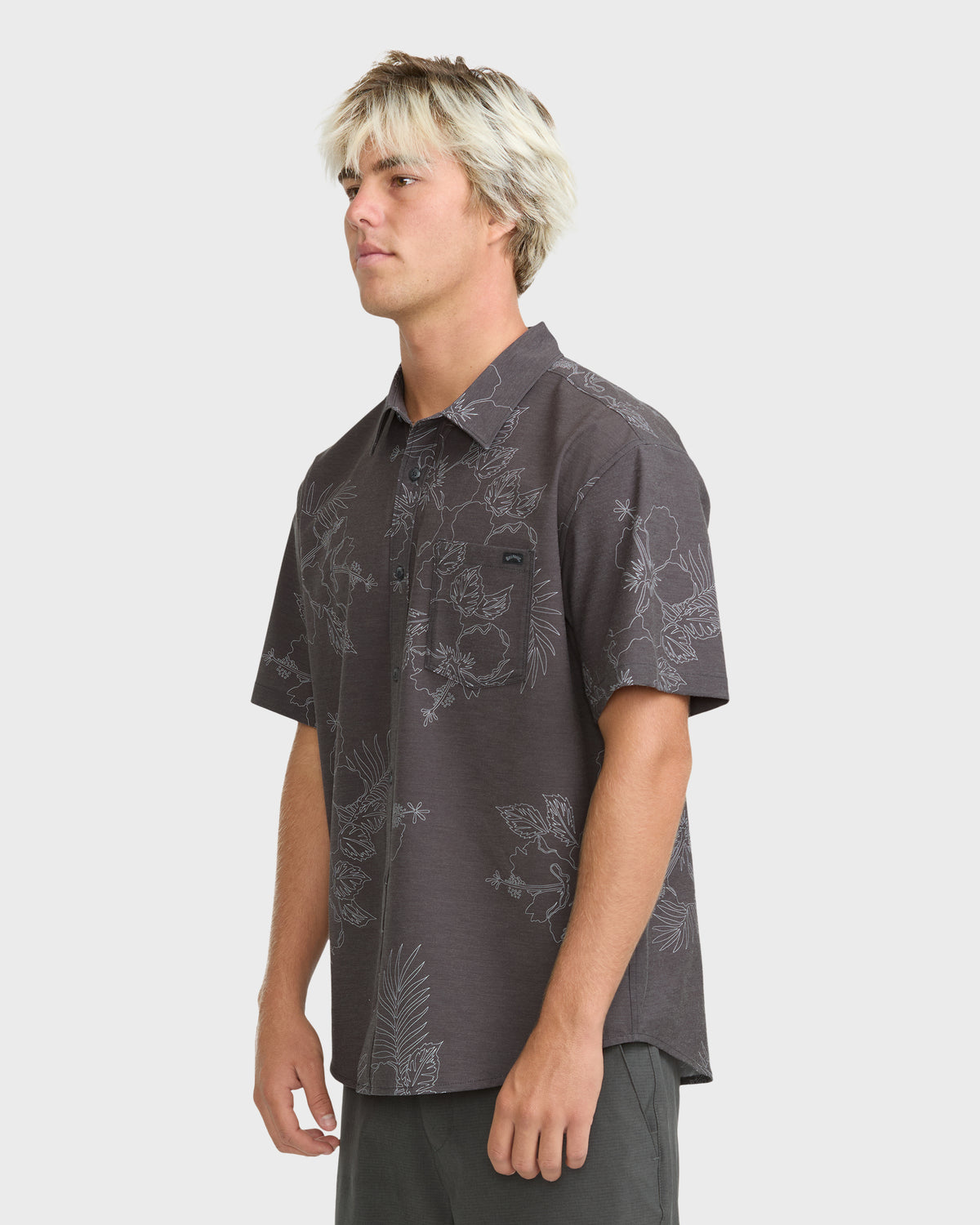 Sundays-Island-Short-Sleeve-Woven-Shirt-Phantom-4