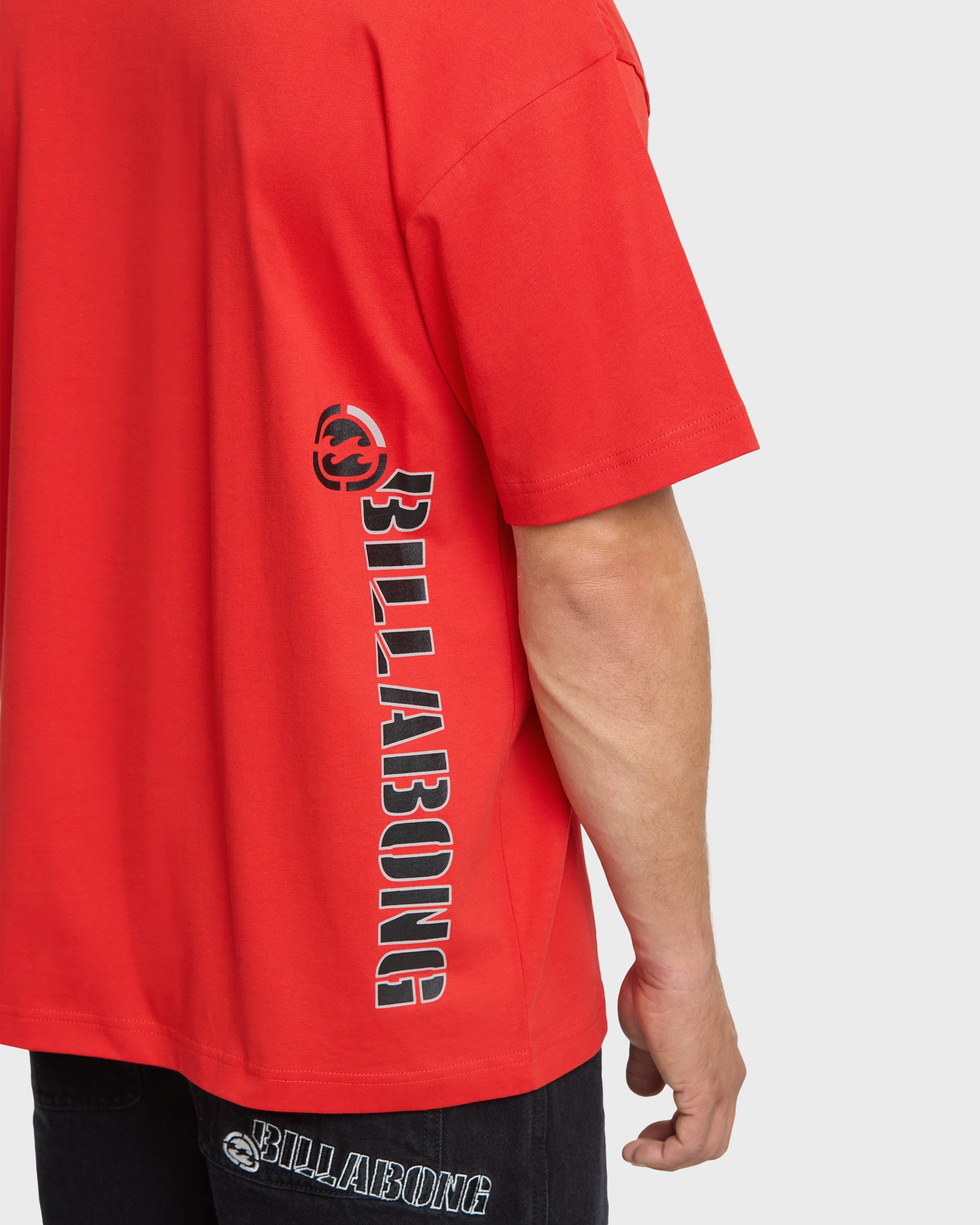 Spec Tilt Short Sleeve Knit T-Shirt - Red – Billabong