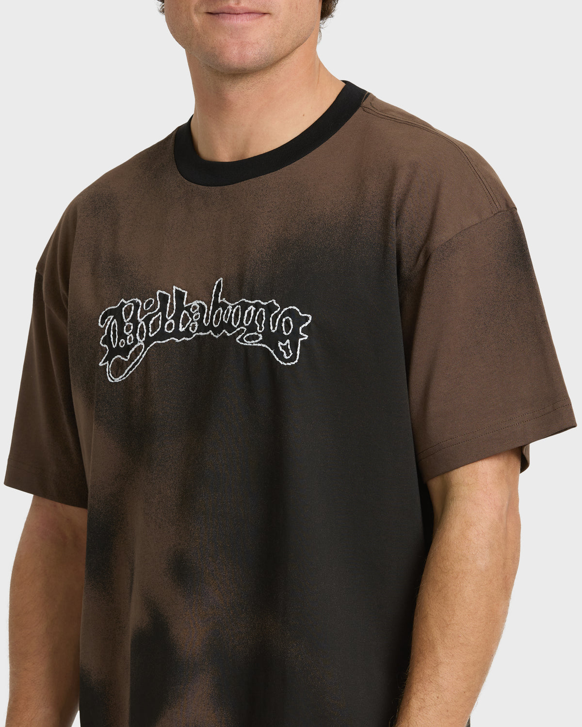 
Immortal Skull Short Sleeve Knit T-Shirt - Chocolate