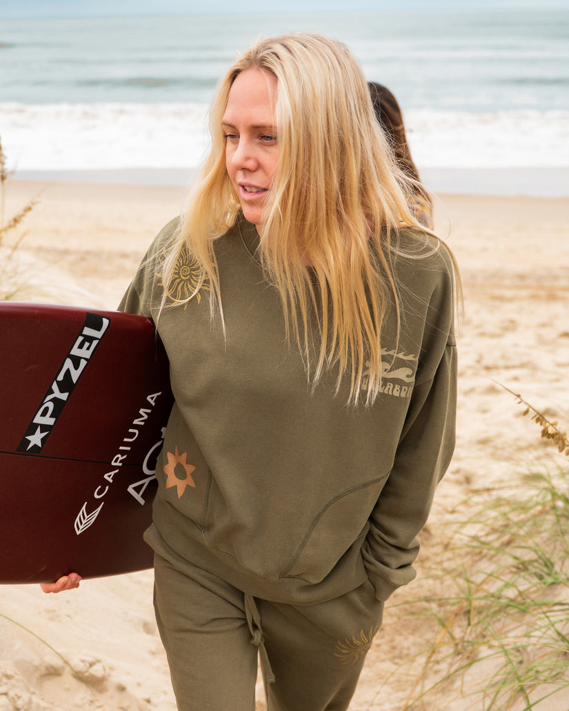 Sightseer Wave Crewneck Sweatshirt - Martini Olive