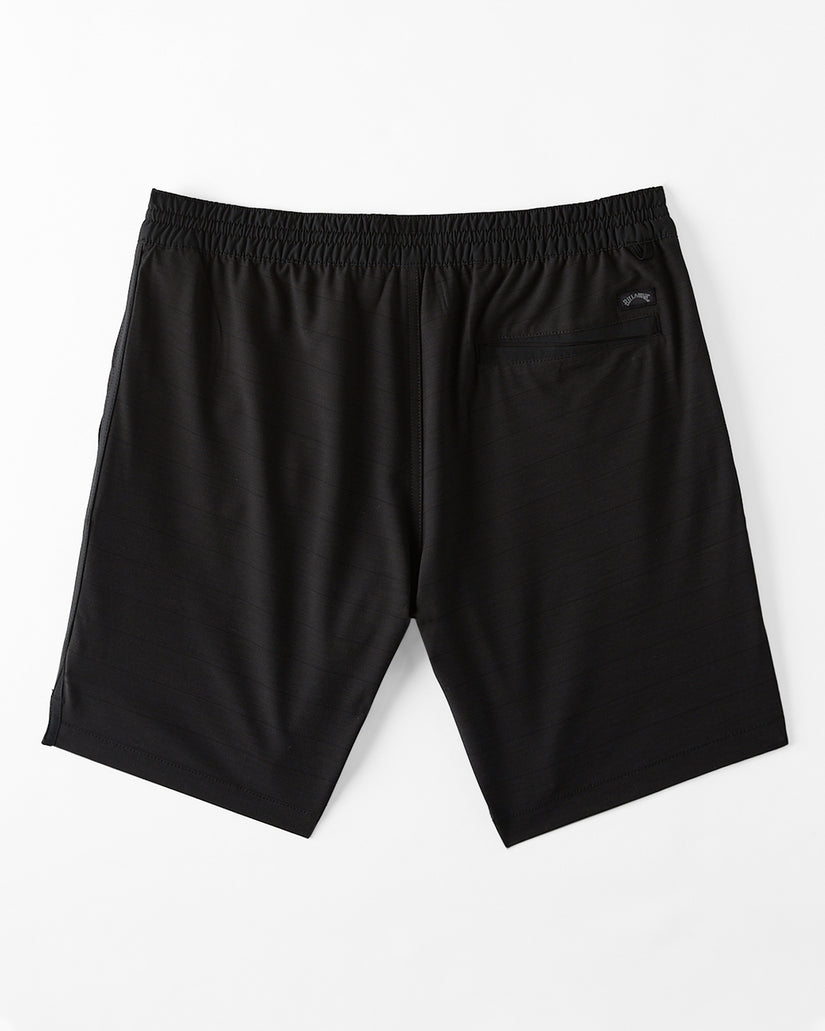 Boy's Crossfire Elastic Waist 16" Shorts - Black
