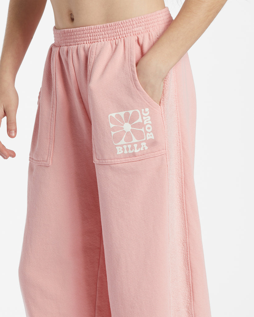 NA-KD cotton blend logo print sweat shorts in light pink - PINK