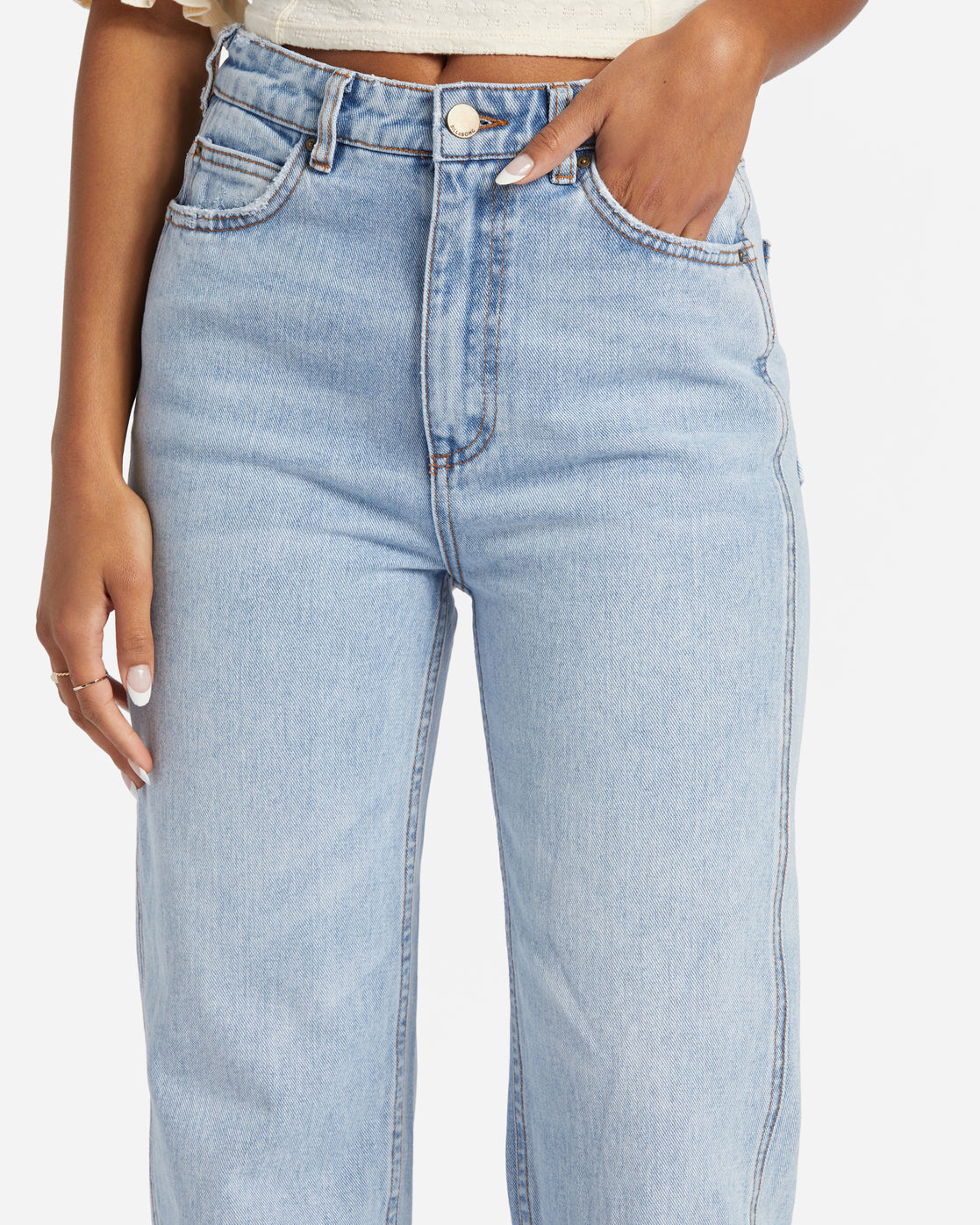 Judy blue Rose High Rise 90's Straight Jeans in Light Wash - Bella Jade