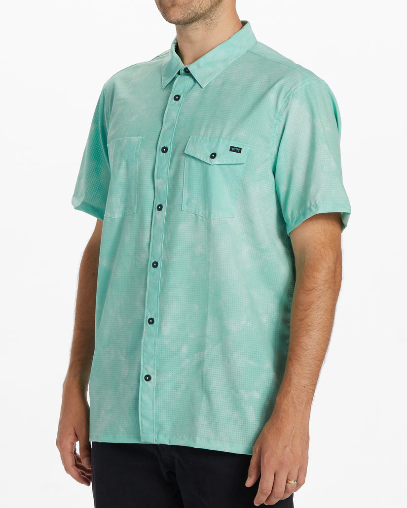 A/Div Surftrek Perf Short Sleeve Shirt - Chino